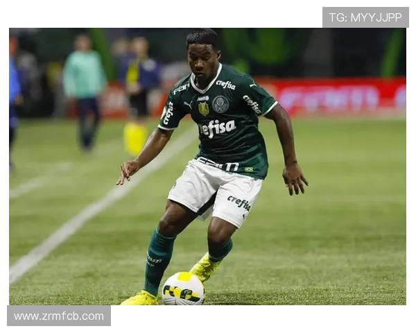 欧洲豪门激战正酣 新赛季焦点转会动向与阵容变化全面解析深度解读 欧洲豪门激战正酣 新赛季焦点转会动向与阵容变化全面解析深度解读