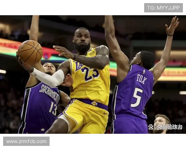 詹姆斯创历史新纪录 湖人逆袭击败勇士挺进西部决赛